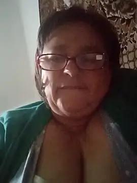 MilaCold5443 online show from 5, 12, 2025