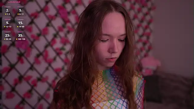 Petite Polly online show from 24, 10, 2025