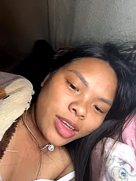 hello-cute online show from 2, 12, 2025