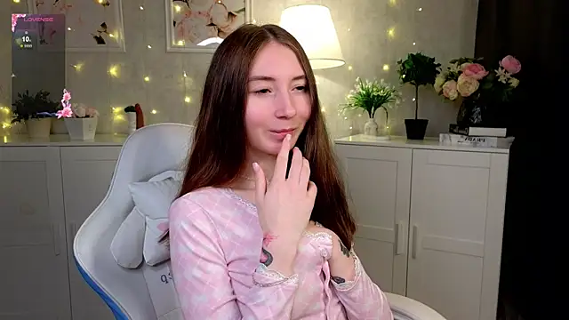 try love  online show from 11, 1, 2026