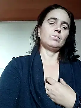 Snapshot of Ella-433 chatting on 15, 10, 2025 Ella-433 online show from 15, 10, 2025