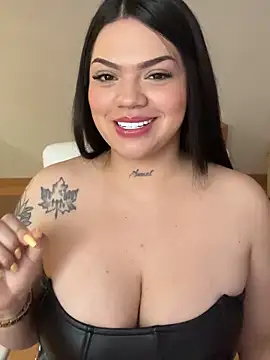 dulcemarianh  online show from 18, 12, 2025