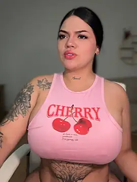 dulcemarianh  online show from 15, 7, 2026