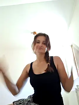 Nika aa online show from 12, 10, 2025