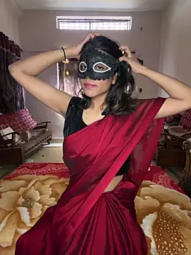 Snapshot of Lovebirdss chatting on 5, 2, 2026 Lovebirdss online show from 5, 2, 2026