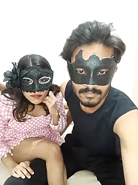 Lovebirdss online show from 2, 11, 2025