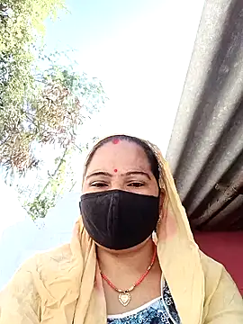 Snapshot of Ut_kanchna chatting on 13, 11, 2025 Ut kanchna online show from 13, 11, 2025