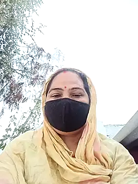 Snapshot of Ut_kanchna chatting on 15, 11, 2025 Ut kanchna online show from 15, 11, 2025