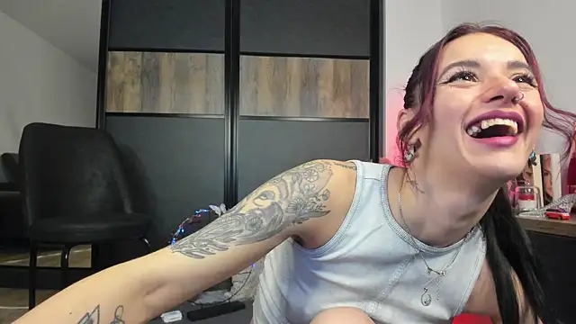 Snapshot of JacquelineHex chatting on 25, 2, 2026 JacquelineHex online show from 25, 2, 2026