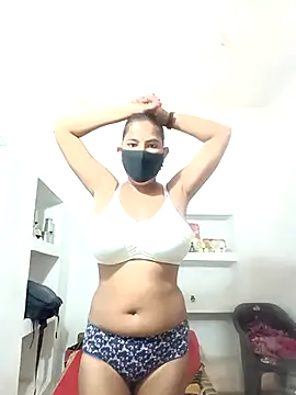 Hot radhaji online show from 18, 10, 2025