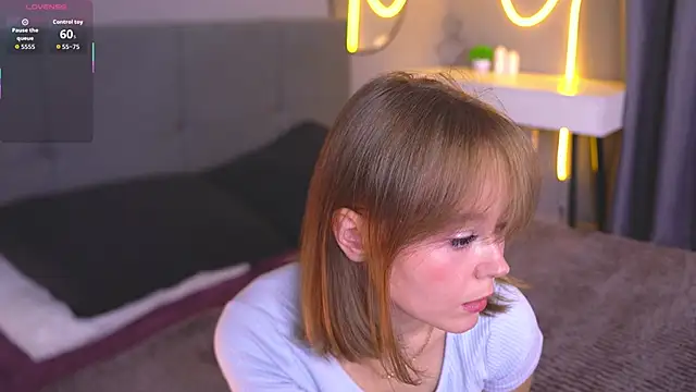 lorapalmerry online show from 27, 10, 2025