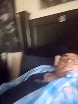 Snapshot of B1GLO chatting on 21, 11, 2025 B1GLO online show from 21, 11, 2025