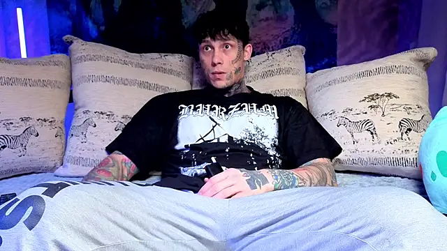 Snapshot of Anubisgods chatting on 23, 12, 2025 Anubisgods online show from 23, 12, 2025