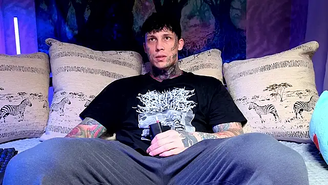 Snapshot of Anubisgods chatting on 18, 12, 2025 Anubisgods online show from 18, 12, 2025