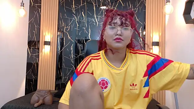 Snapshot of SamanthaFox_8 chatting on 27, 6, 2026 SamanthaFox 8 online show from 27, 6, 2026