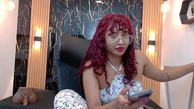 Snapshot of SamanthaFox_8 chatting on 1, 7, 2026 SamanthaFox 8 online show from 1, 7, 2026