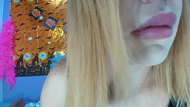 Snapshot of lu_mystic chatting on 22, 10, 2025 lu mystic online show from 22, 10, 2025