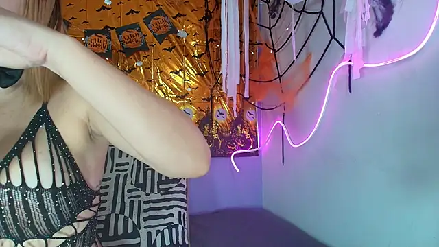 Snapshot of lu_mystic chatting on 23, 10, 2025 lu mystic online show from 23, 10, 2025