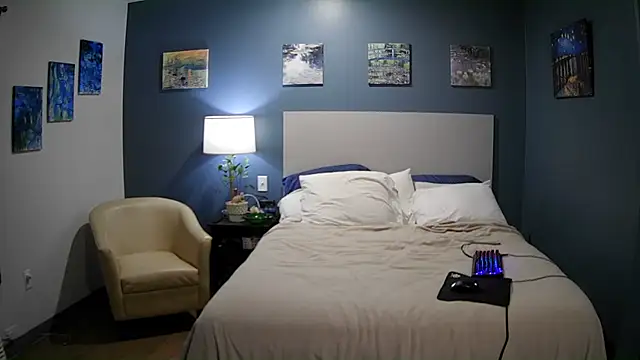 Fuck-Buddy-4U online show from 27, 10, 2025