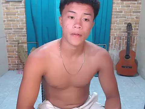 Snapshot of ur_naughtyboy_patrick chatting on 19, 11, 2025 ur naughtyboy patrick online show from 19, 11, 2025