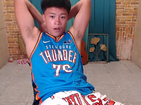 Snapshot of ur_naughtyboy_patrick chatting on 14, 10, 2025 ur naughtyboy patrick online show from 14, 10, 2025