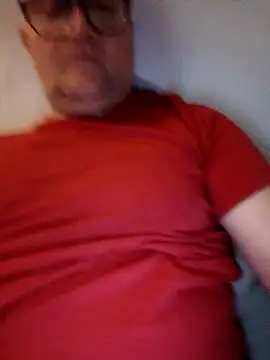 Snapshot of macdut67 chatting on 8, 10, 2025 macdut67 online show from 8, 10, 2025