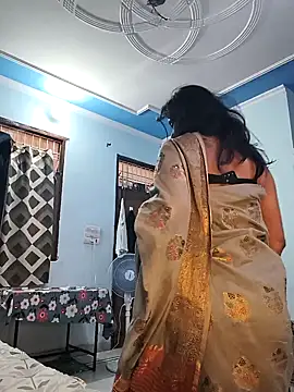 Snapshot of Janu-hasena chatting on 11, 4, 2026 Janu-hasena online show from 11, 4, 2026