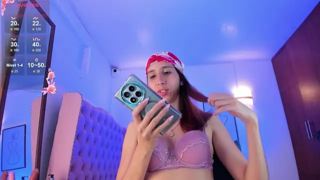 Laaura-Velez online show from 11, 3, 2026