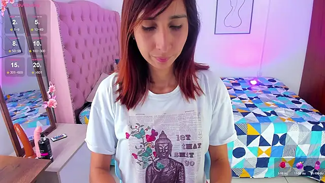 Laaura-Velez online show from 26, 4, 2026