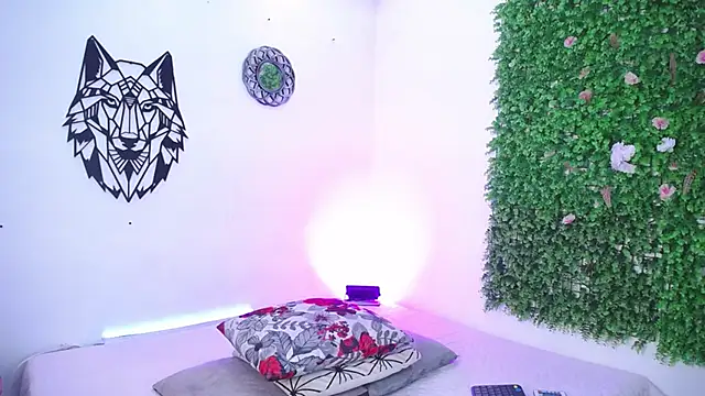 Emo Boy  online show from 1, 12, 2025