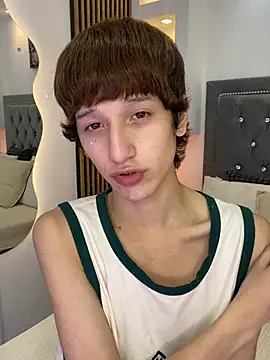 Emo Boy  online show from 9, 5, 2026