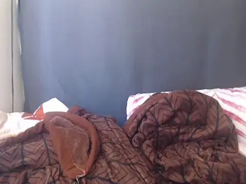 Tillah87 online show from 10, 10, 2025