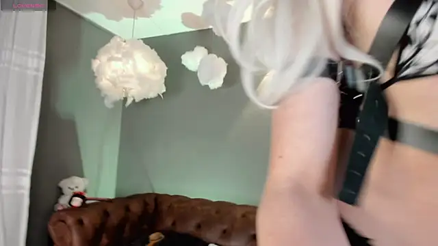 Oasis Fairy online show from 16, 11, 2025