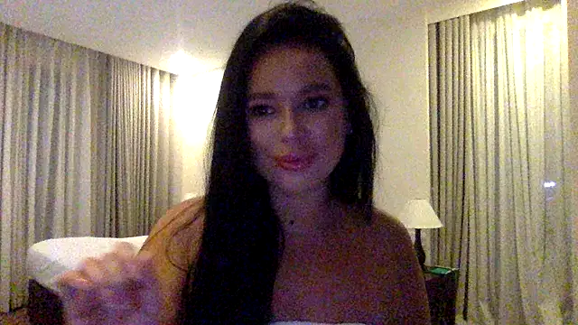 Fayronna online show from 6, 2, 2026