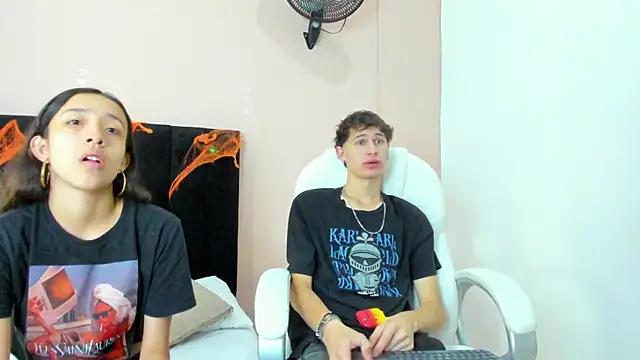 Taylor and exidt online show from 20, 10, 2025