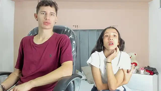 Taylor and exidt online show from 12, 11, 2025