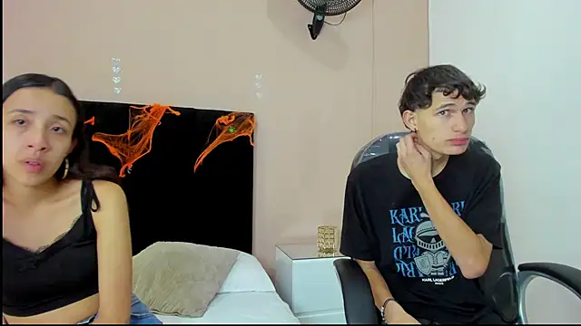 Taylor and exidt online show from 21, 10, 2025