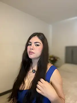 Isabella LaRue online show from 21, 4, 2026
