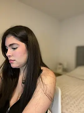 Isabella LaRue online show from 24, 3, 2026