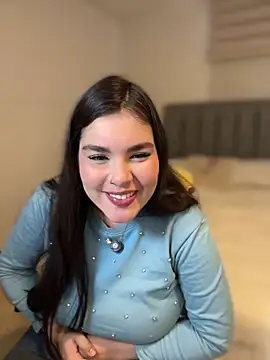 Snapshot of Isabella_LaRue chatting on 12, 2, 2026 Isabella LaRue online show from 12, 2, 2026