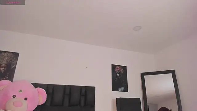 SaradaParker online show from 1, 4, 2026