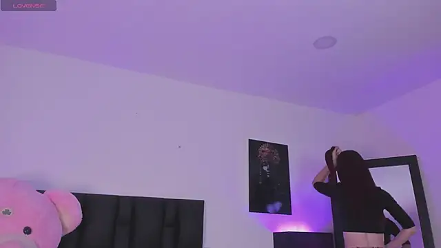 SaradaParker online show from 21, 4, 2026