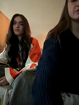 MayaGlow online show from 24, 10, 2025