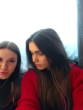 MayaGlow online show from 14, 11, 2025