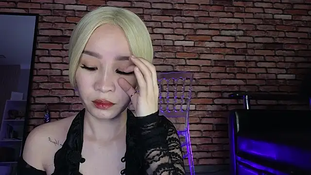 saya li1 online show from 14, 10, 2025