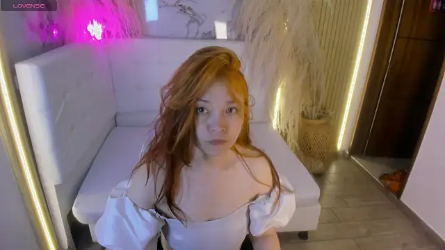 SweetBriana online show from 30, 10, 2025