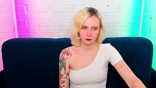LikiLips online show from 24, 4, 2026