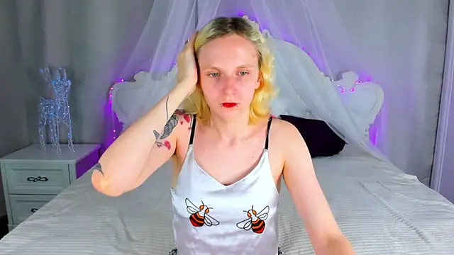 LikiLips online show from 27, 5, 2026