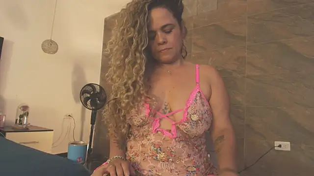 Rosee smith  online show from 25, 3, 2026