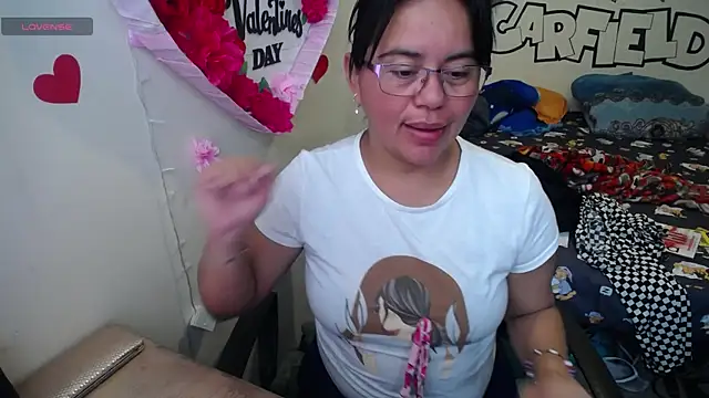 Miss  kendra  online show from 17, 6, 2026
